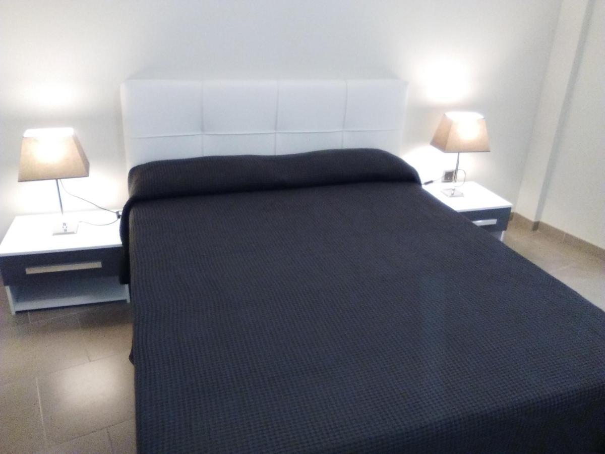 Apartaments Lamoga- Spai 托里代巴拉 外观 照片