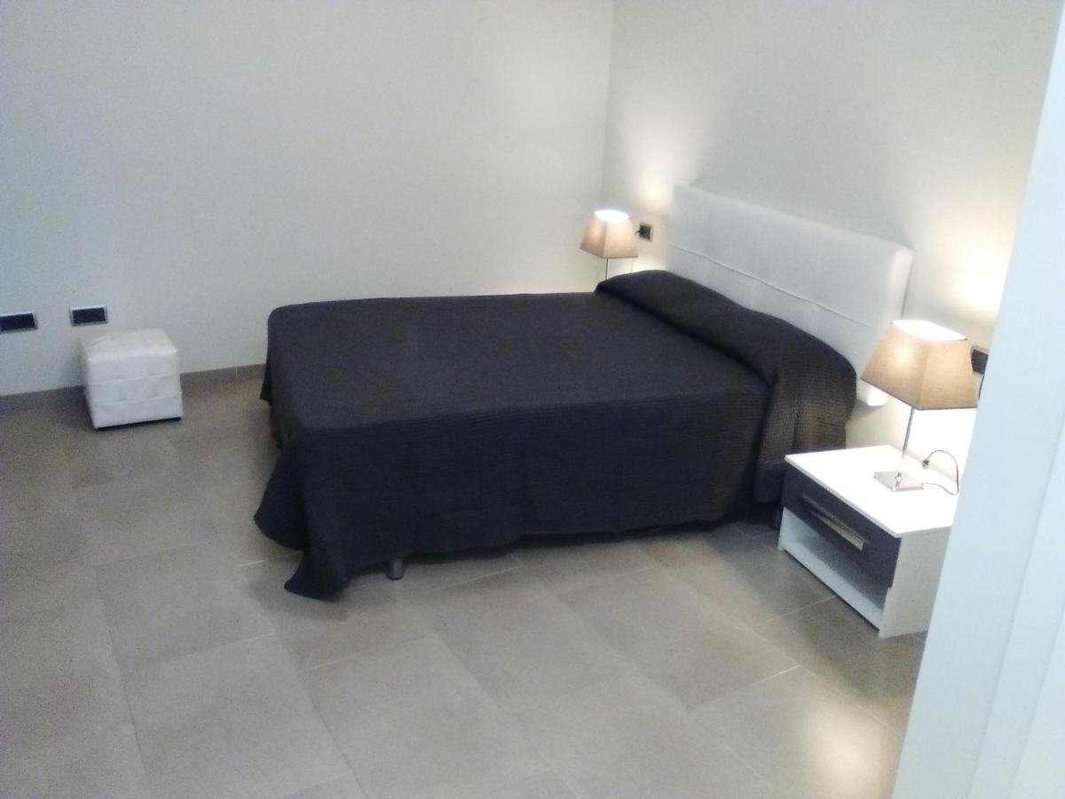 Apartaments Lamoga- Spai 托里代巴拉 外观 照片